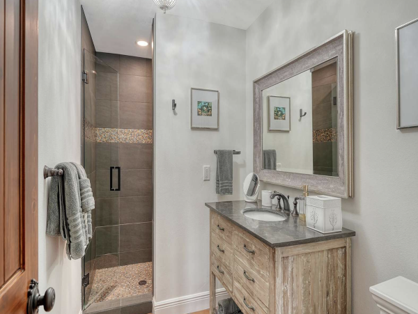 Lido Key Three Bedroom Vacation Home With Pool Walk To Beach
